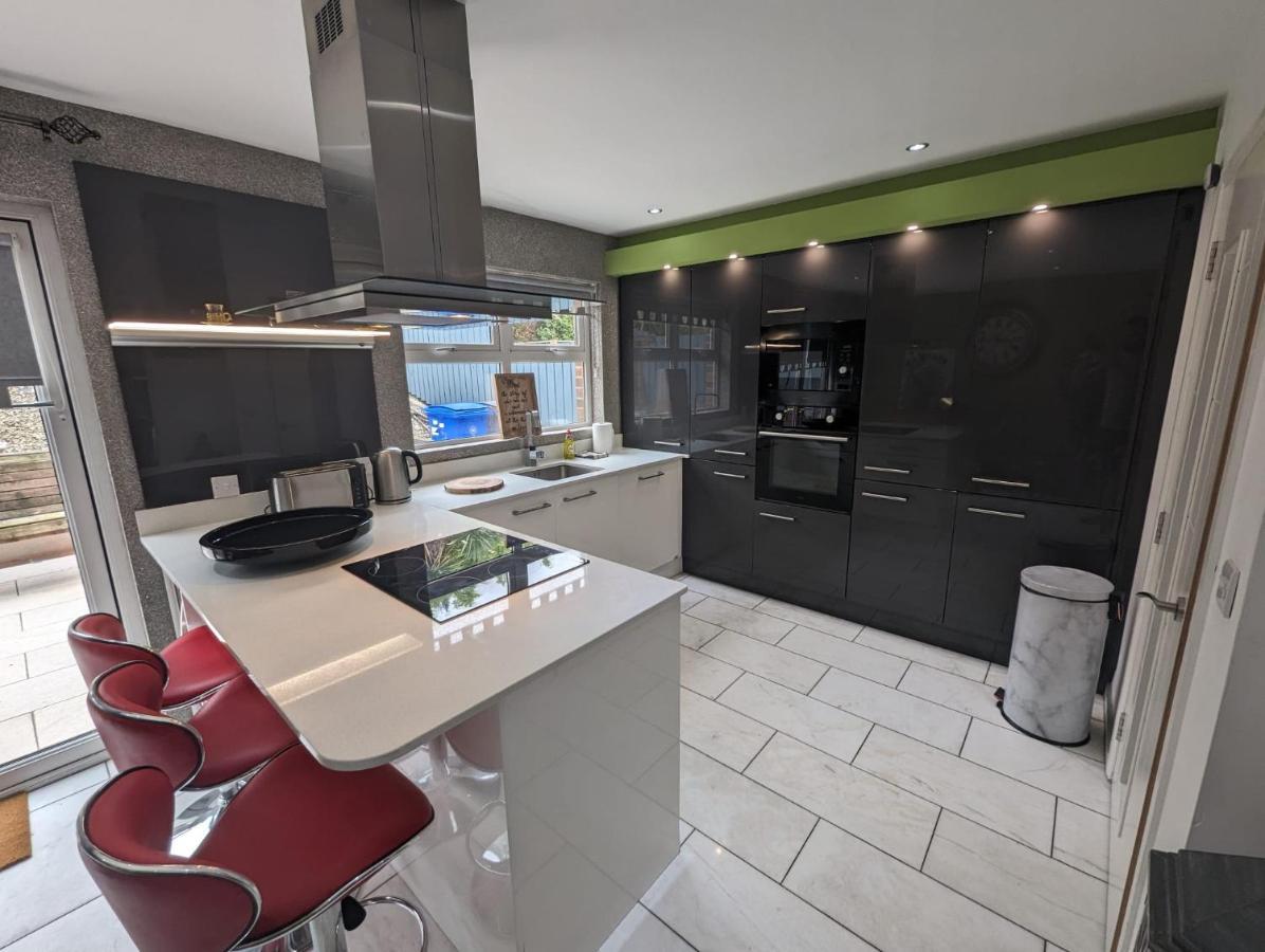 House In Belfast Villa Екстериор снимка
