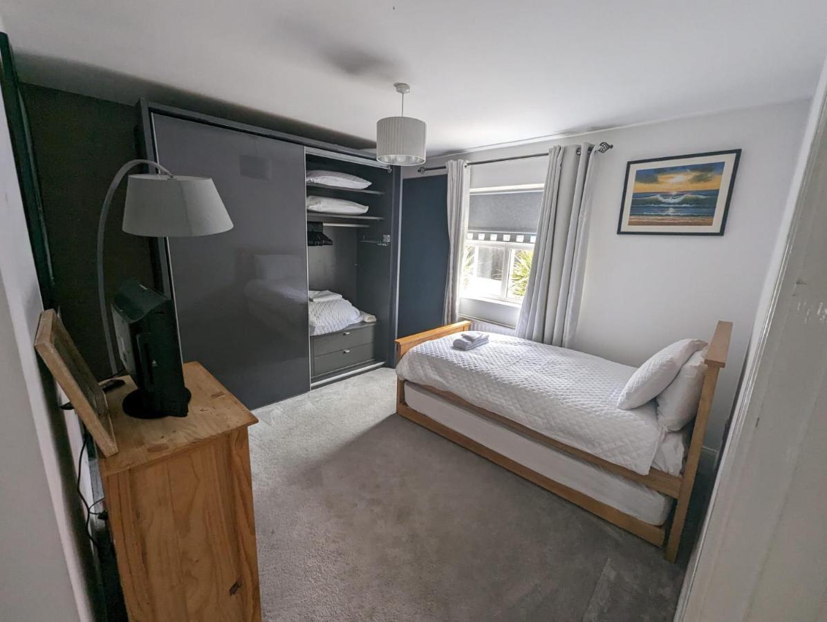House In Belfast Villa Екстериор снимка