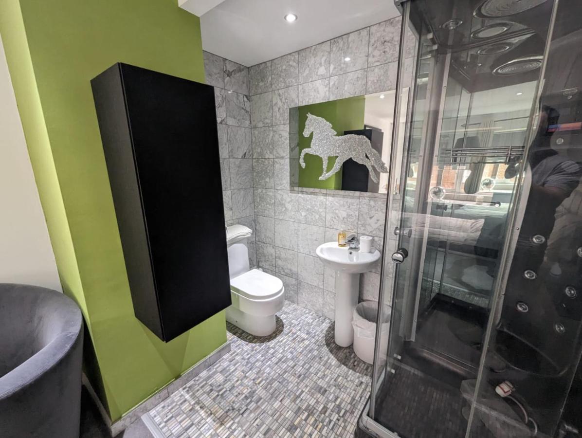 House In Belfast Villa Екстериор снимка